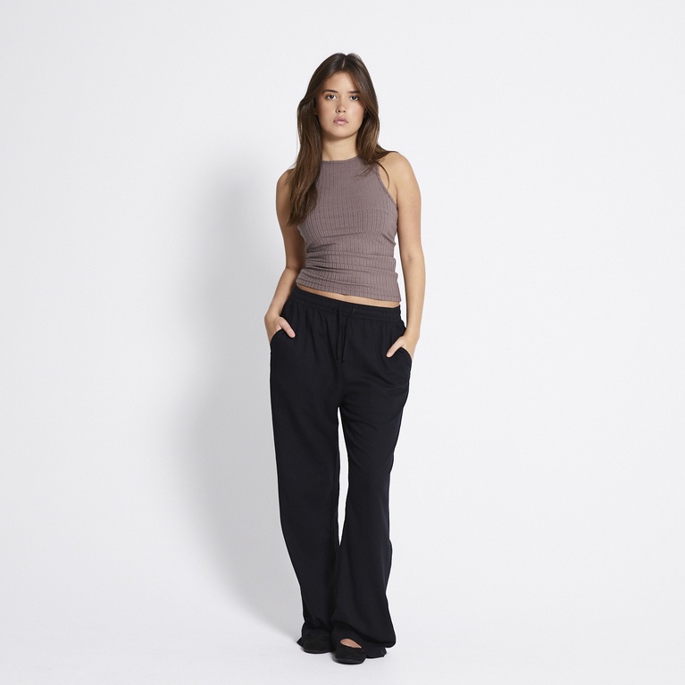 Ribbestrikket singlet "Nayla"